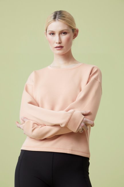 Bergmagazijn Actieve Mensen Snel Vrouwen Topmerken Koraal